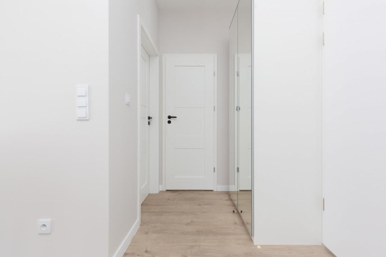 Modern Apartment With Balcony Warsaw Mokotow Aignera By Noclegi Renters Exterior photo